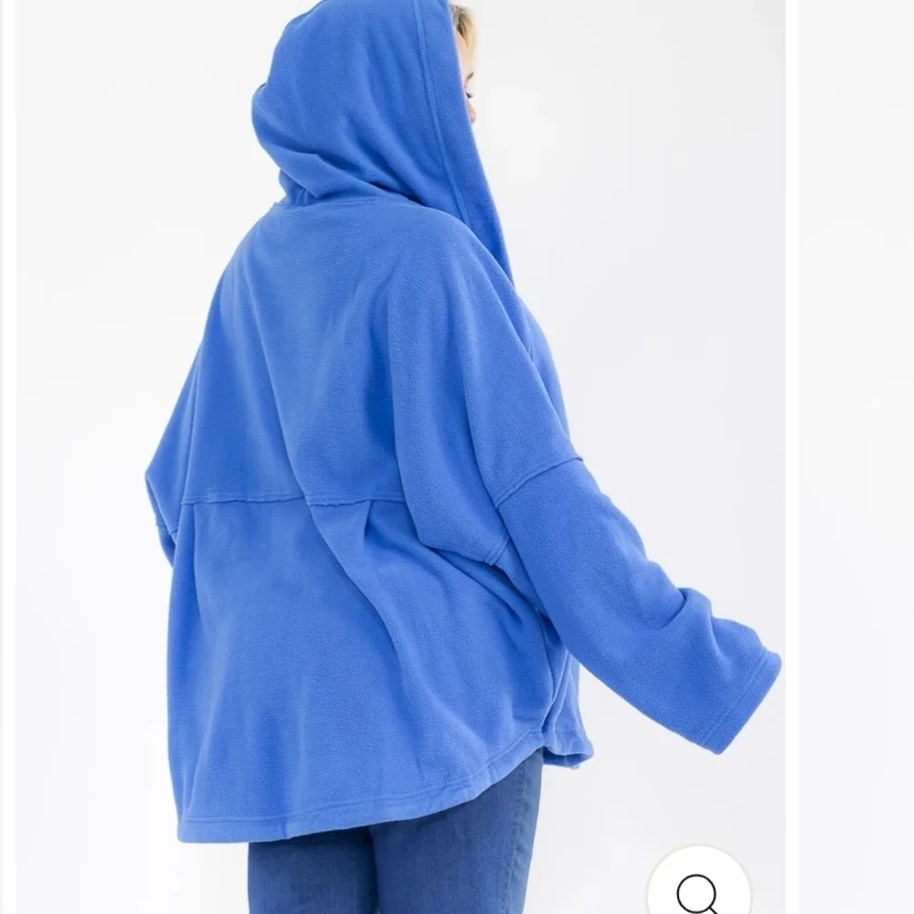 Plus size, Long Sleeve Open Front Pockets Hooded Cardigan. - Picture 4 of 6